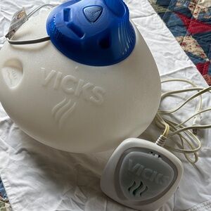 Vicks White and Blue Humidifier and another Vicks with plackets ❤️